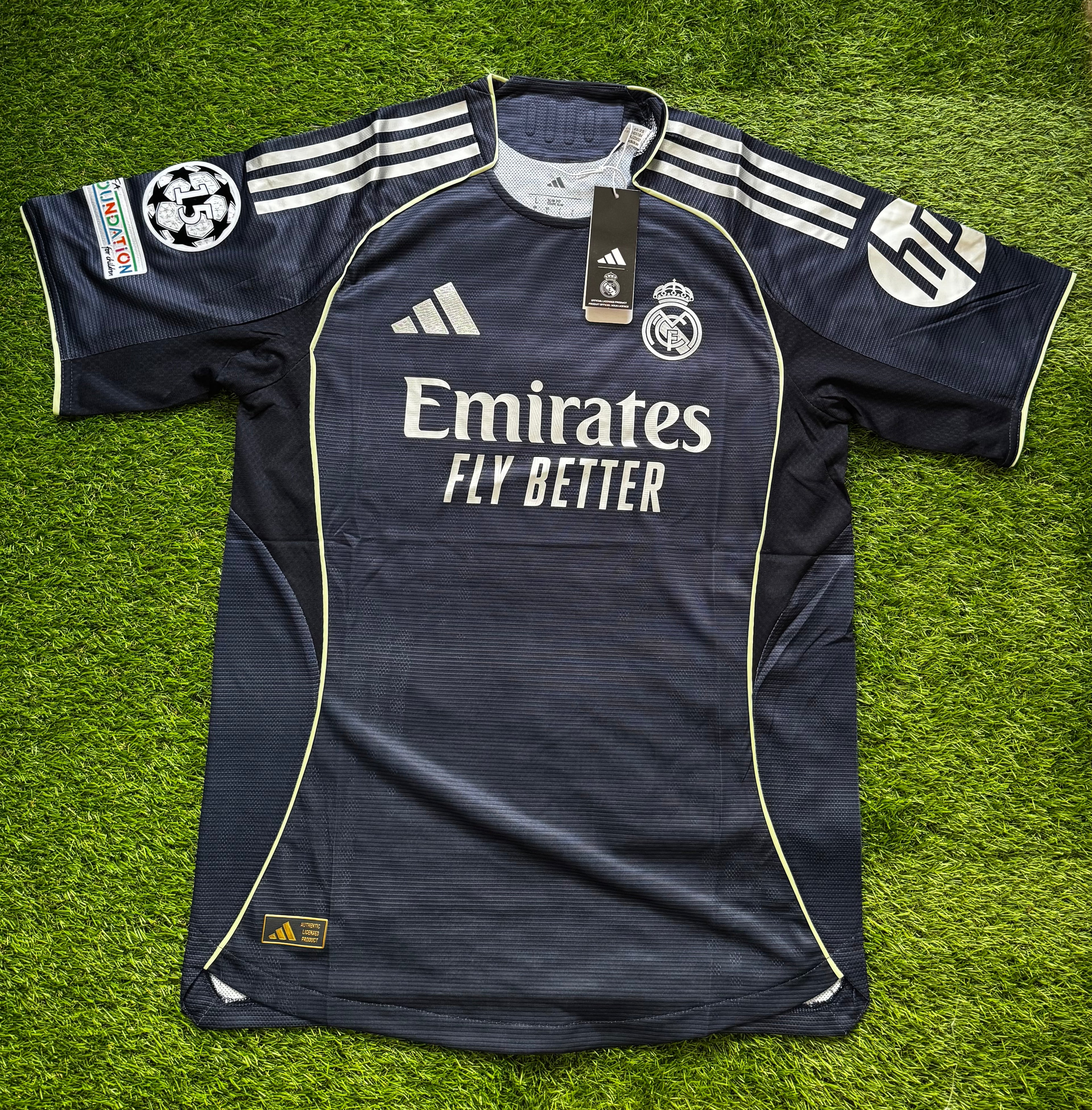 Real Madrid Away Kit 2025 - 2026