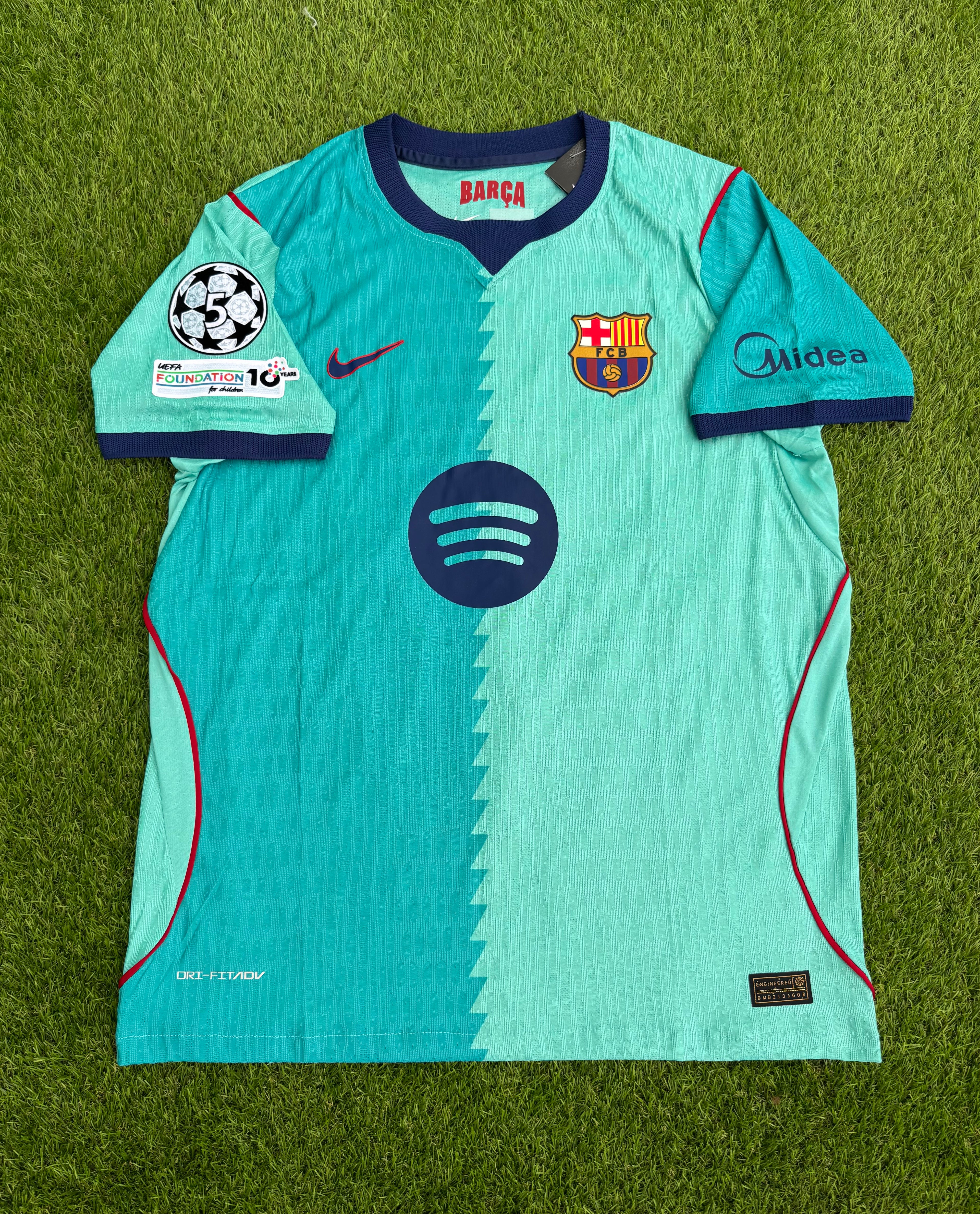 Fc Barcelona Third Kit